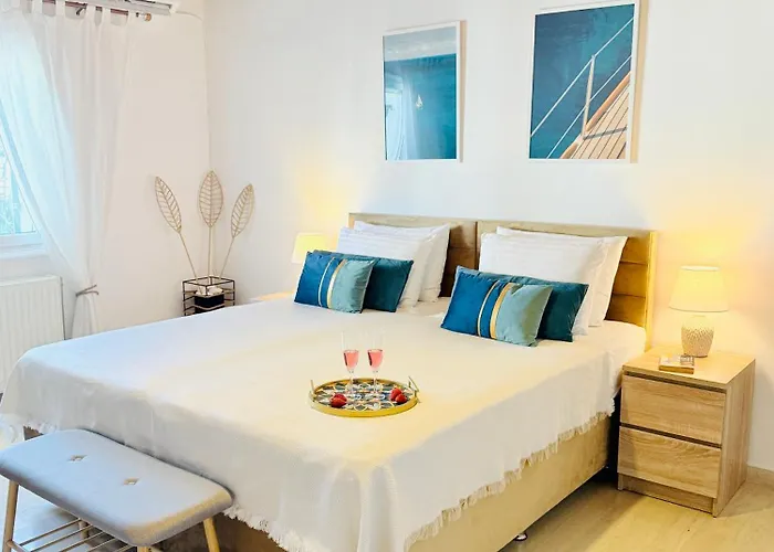 La Vista - Exclusive Sea View With 2 Private Pools Willa