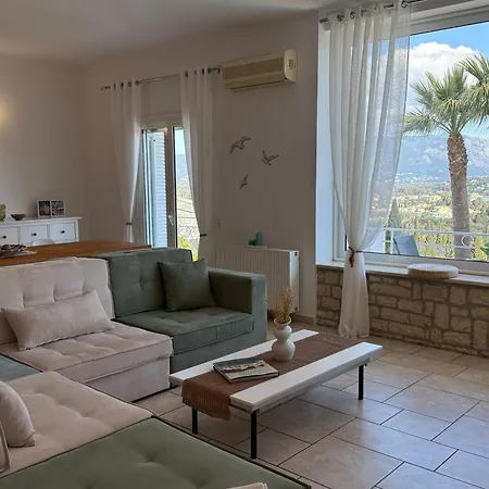 La Vista - 5 Bds, 2 Private Swimming Pools, Stunning Sea Views Only 10 Minutes From Corfu Town's Centre Γουβιά